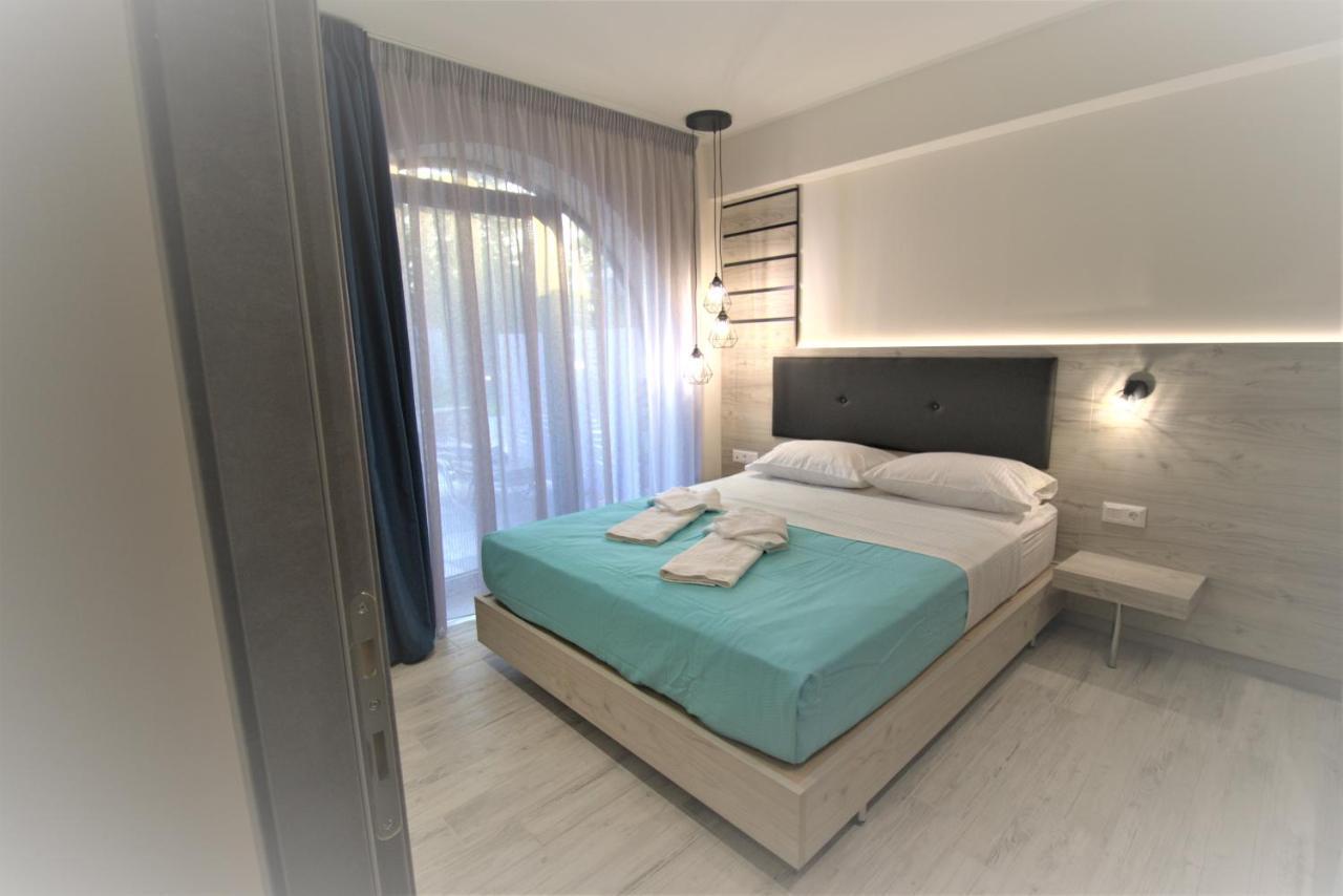 The Palms Novasithonia Apartment Vourvourou Exterior photo